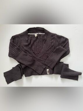 VINTAGE Lululemon Shrug Sweater for Ballet Class, size 4